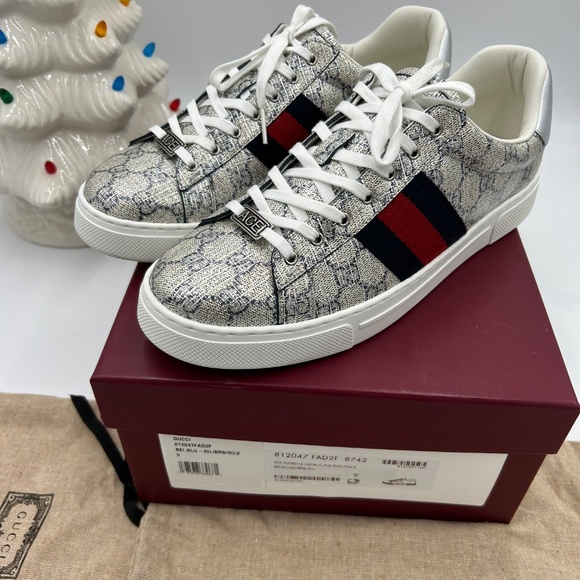 Men’s Gucci, Ace GG supreme sneakers with web stripe size 9 made in Italy - Picture 4 of 11
